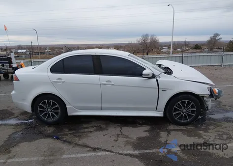 2017 Mitsubishi Lancer Es z USA, uszkodzony, nr VIN JA32U2FU4HU007894
